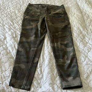 American eagle camo jegging